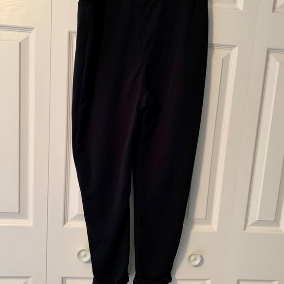Boohoo black cropped pants (sz 14) - Picture 3 of 7